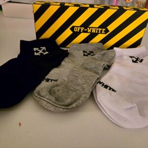 OFF- WHITE socks